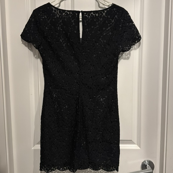 Lacey back dress. - Picture 7 of 9